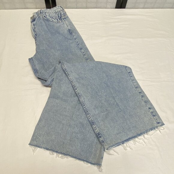 Forever 21 High Rise Gathered Yoke Stretch Faded Wide Baggy Raw Hem Jeans L Long - Picture 8 of 13
